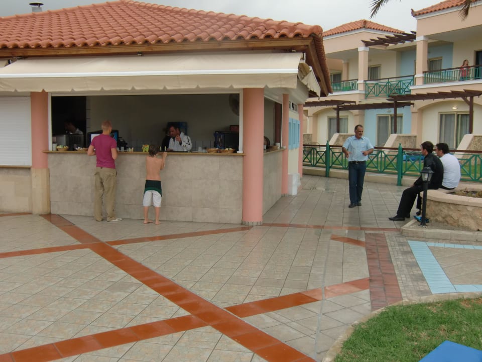 Snackbar - macht Mittag im Restaurant überflüssig Lindos Princess Beach Resort & Spa