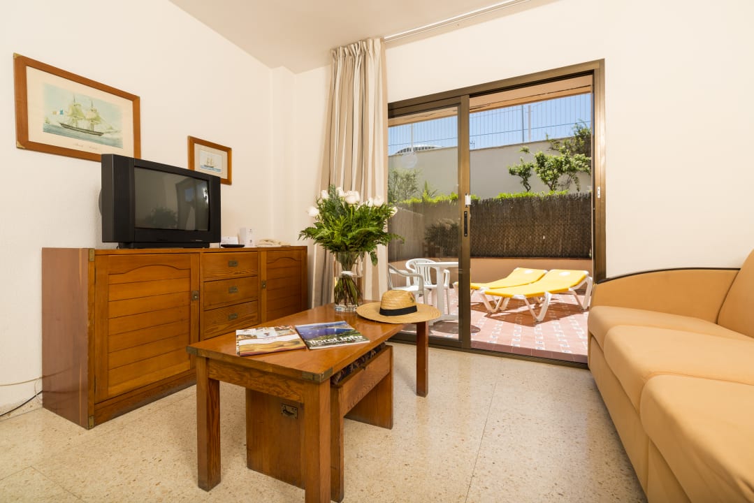 Zimmer Apartments Guitart