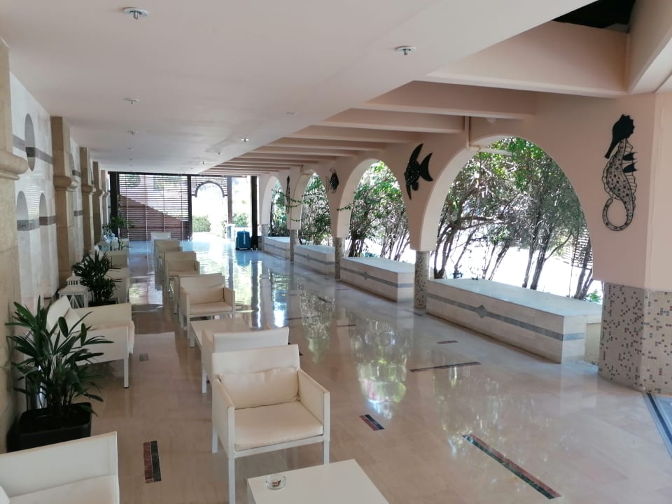 Lobby Hotel Kalithea Mare Palace