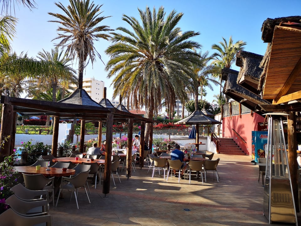 Gastro HL Miraflor Suites Hotel