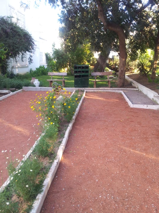 Petanque The Orangers Beach Resort and Bungalows