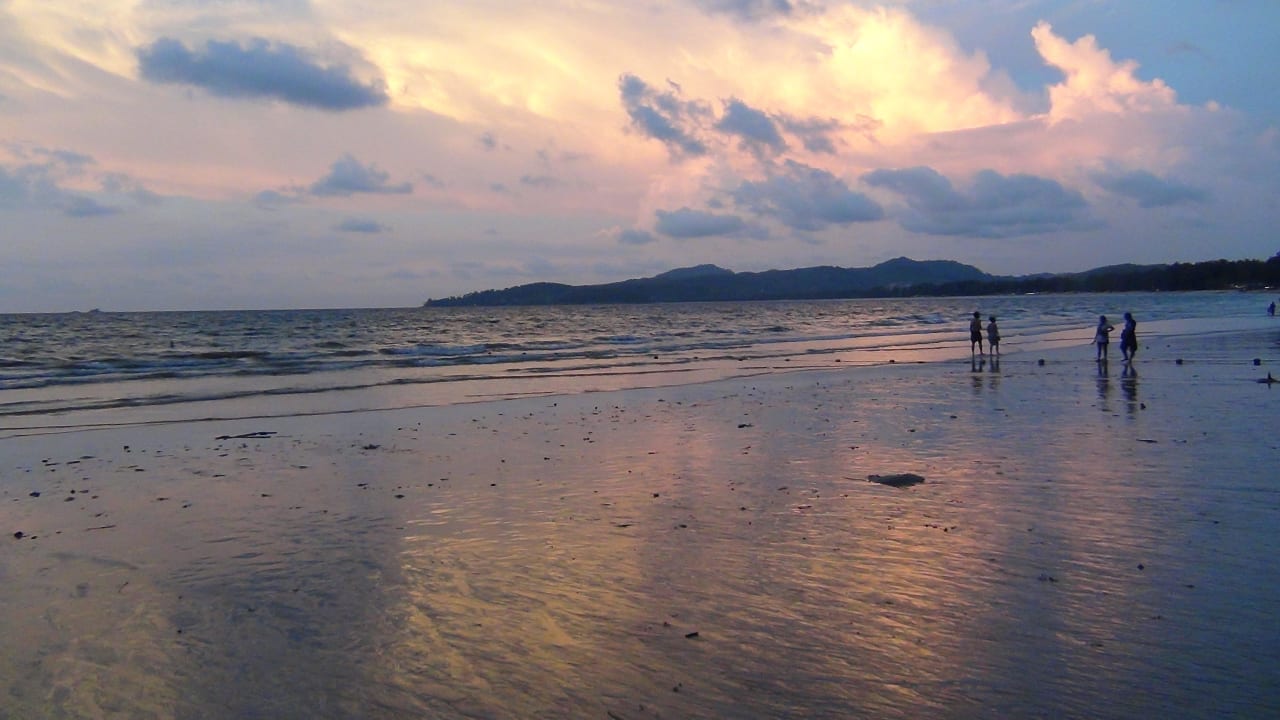 Sonnenuntergang am Hotel-Strand Best Western Premier Bangtao Beach Resort & Spa