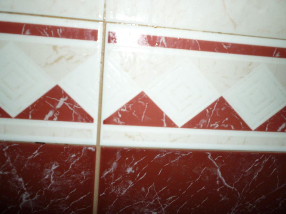 Schimmel im Bad  Hotel ValleMar