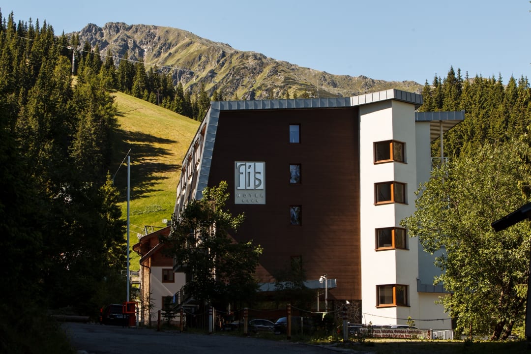 Außenansicht Hotel FIS Jasna