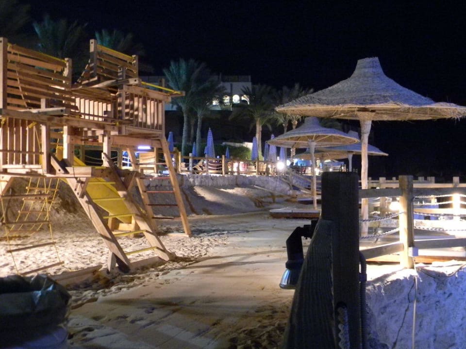 Abends am Starnd Sharm Plaza