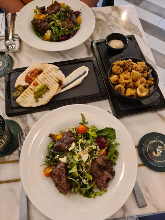 Gastro Al Bandar Rotana - Creek