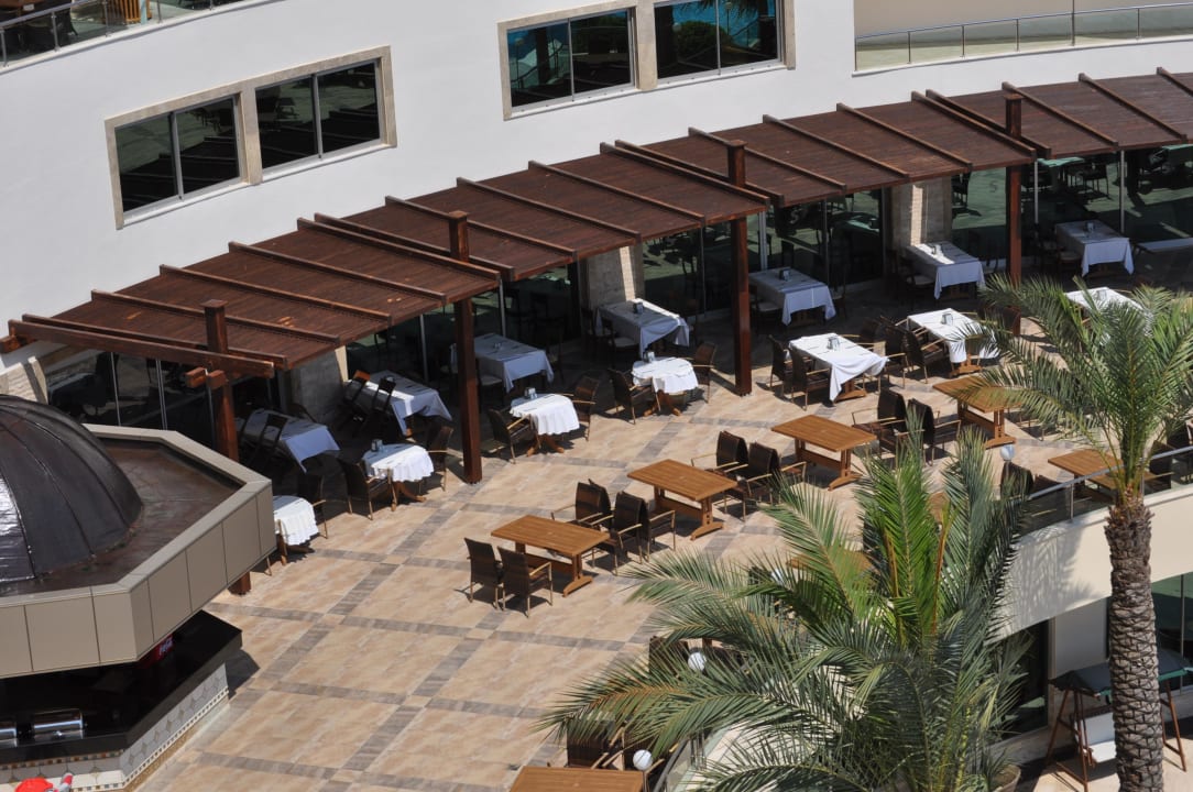 Außenterrasse Restaurant Saphir Resort & Spa