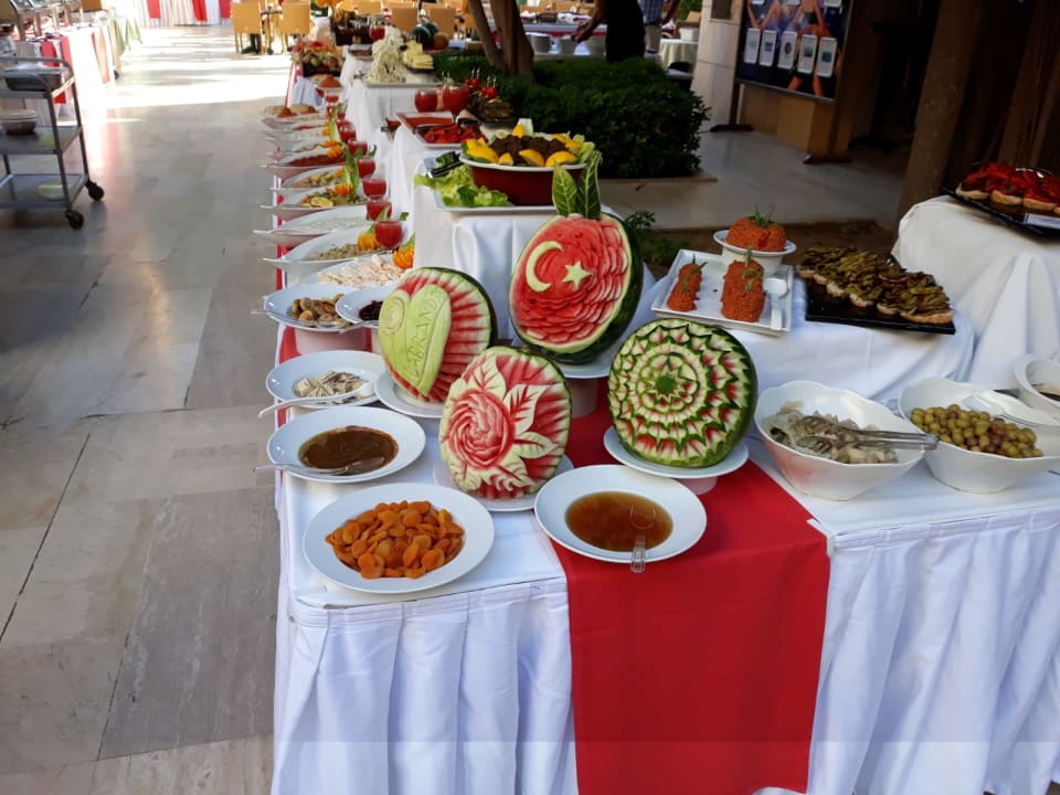 Einmal die Woche ist türkischer Abend am Pool Asteria Collection Side