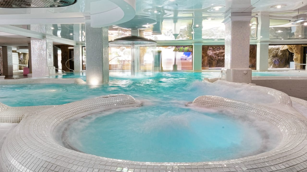 Pool Bull Dorado Beach & Spa