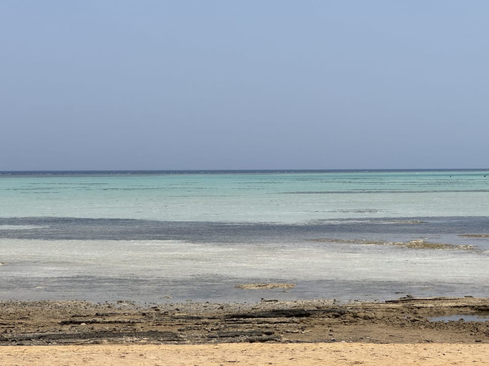 Strand True Beach Resort
