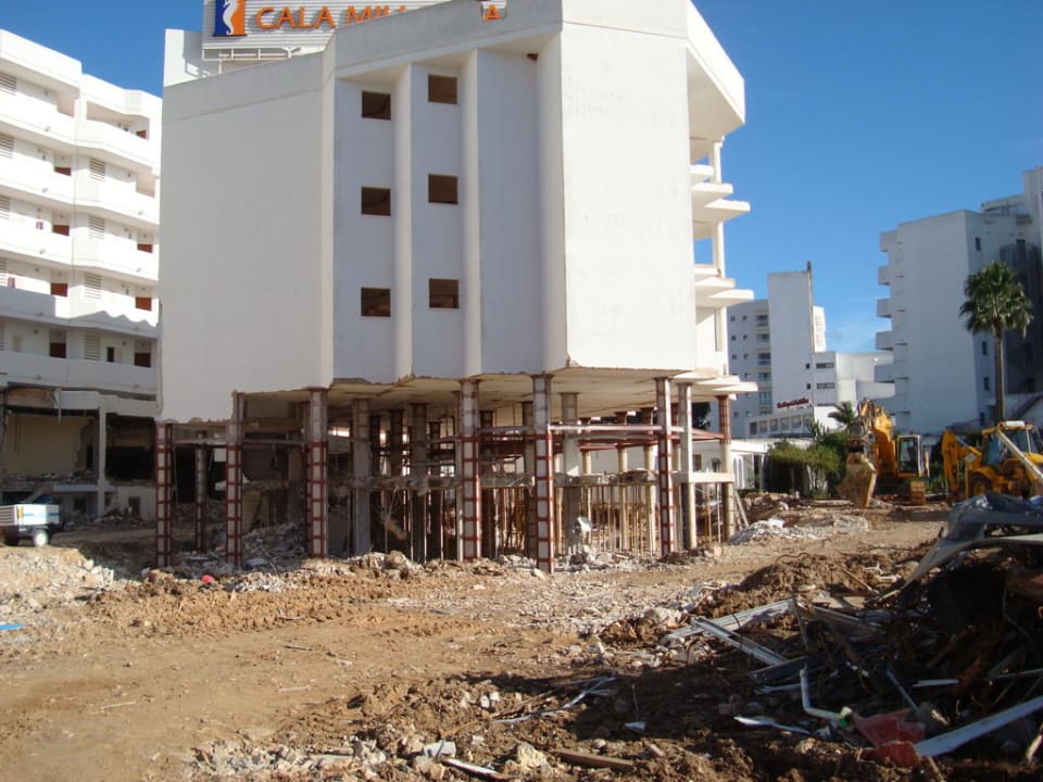 Hotel ist eine komplette Baustelle (Januar 2010) Hipotels Cala Millor Park