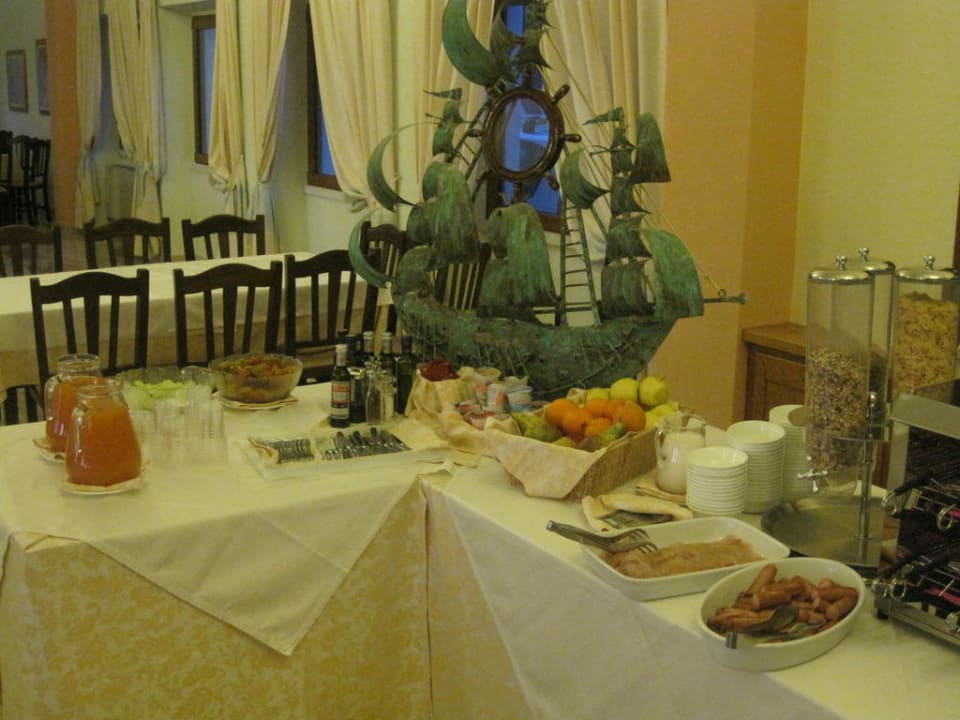 Frühstücksbuffet Hotel Brancamaria