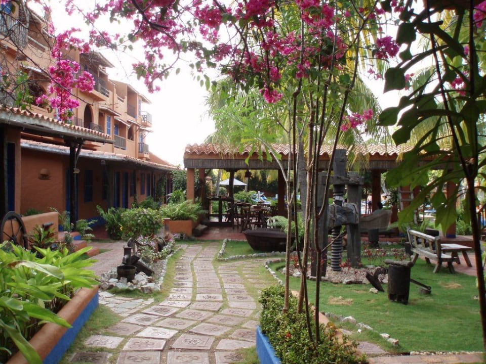 Innenhof Hotel Costa Linda