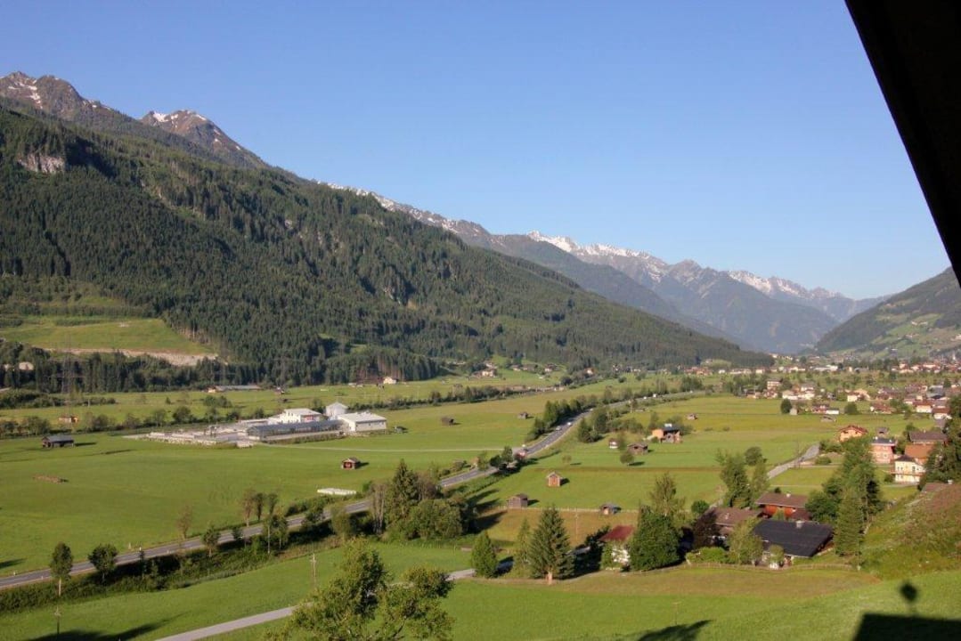 Ausblick vom Balkon  Bauernhof Peilberghof