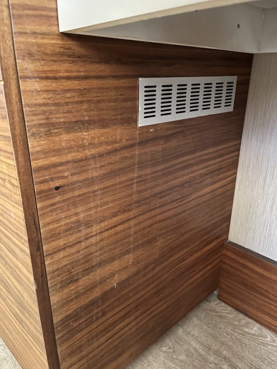 Zimmer Well Palace Side