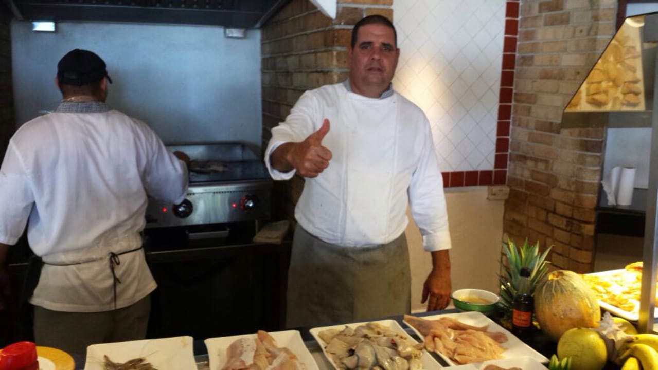 Frischer Fisch Sol Rio De Luna y Mares