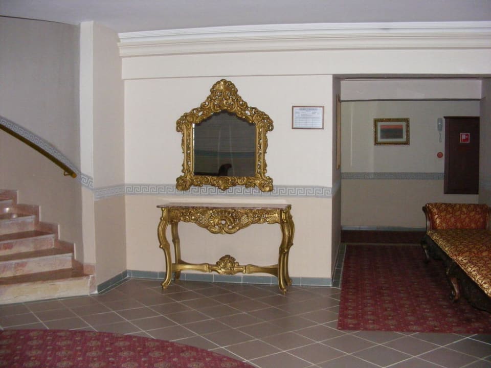 Eingang zu den Zimmern Botanik Hotel & Resort