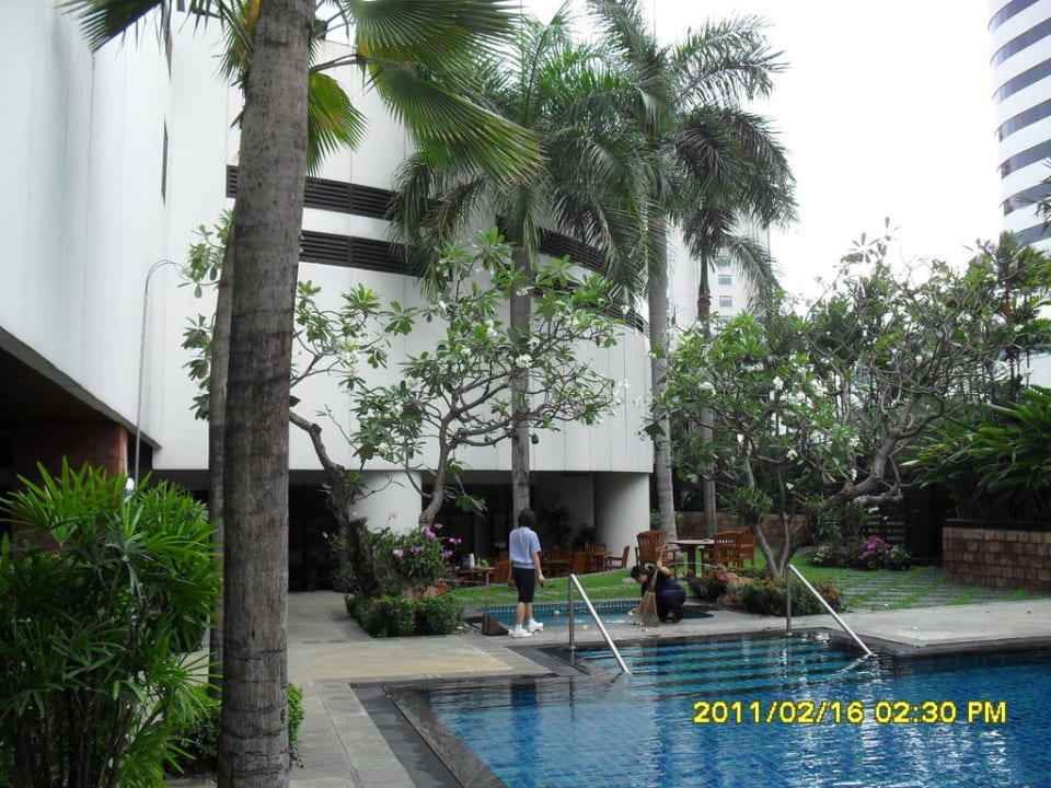 Pool auf der Dachterrasse JW Marriott Hotel Bangkok