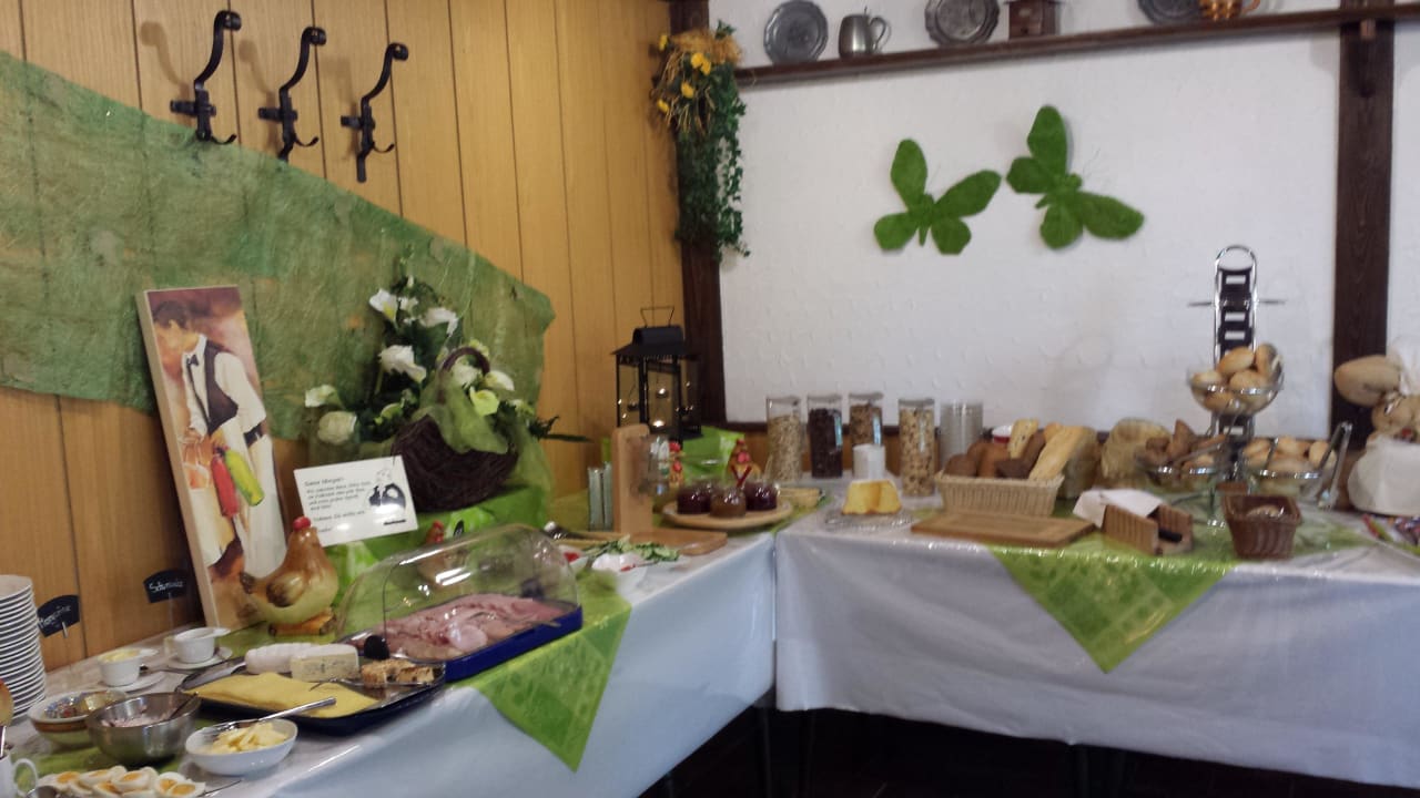 Frühstücksbuffet Landhaus Am Forst