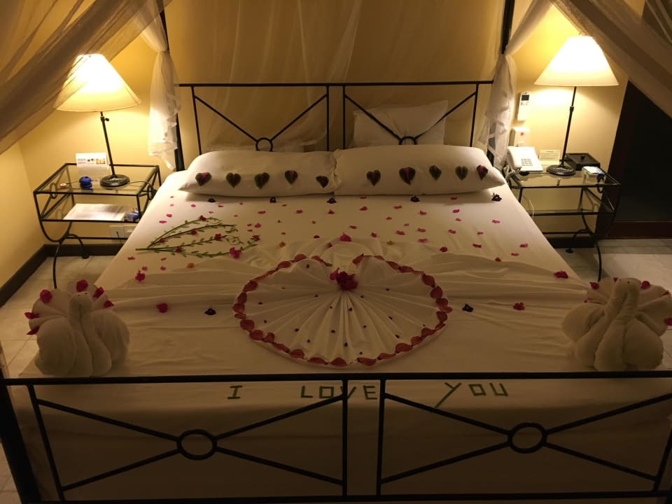 Überraschung vom Room Service Kuredu Island Resort & Spa