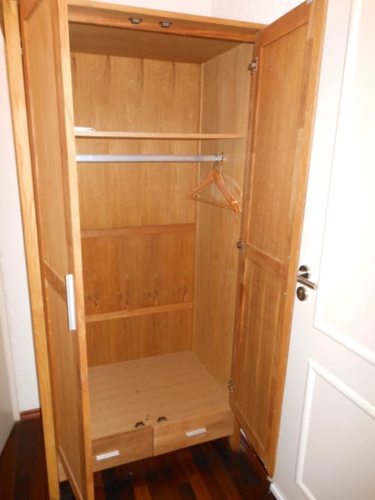 Großer Schrank Isenburger Hof