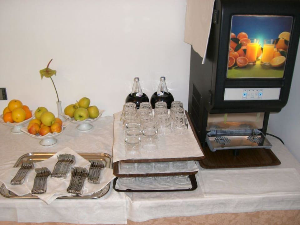 Getränkeautomat und Mineralwasser Parc Hotel Flora