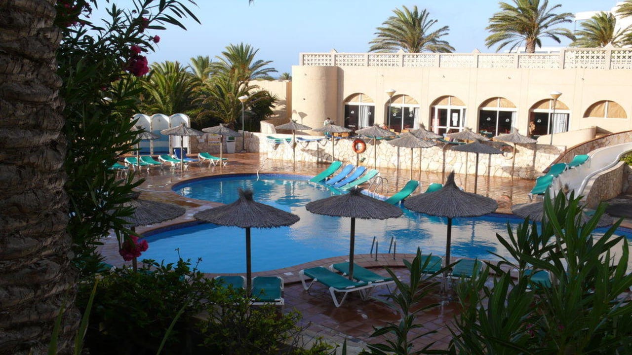Pool SBH Monica Beach Resort