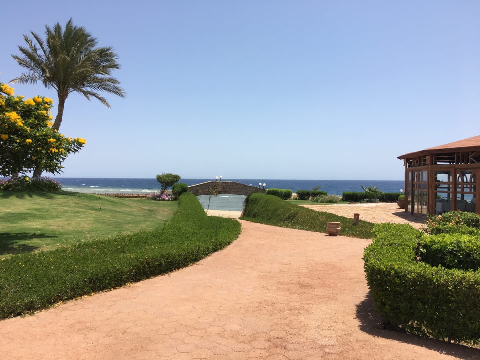 Gartenanlage Three Corners Equinox Beach Resort