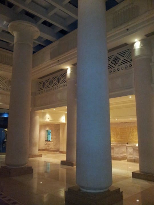 Im Hintergrund die Rezeption Hotel Sheraton Soma Bay Resort