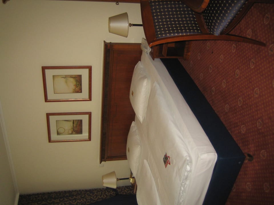 Schlafzimmer HYPERION Hotel Berlin