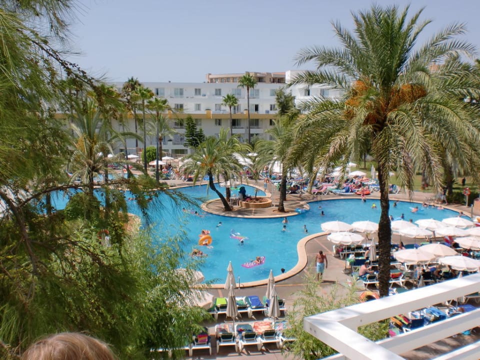 Pool Protur Vista Badia Aparthotel