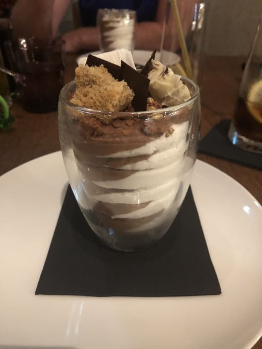 Gastro Saadiyat Rotana Resort &  Villas