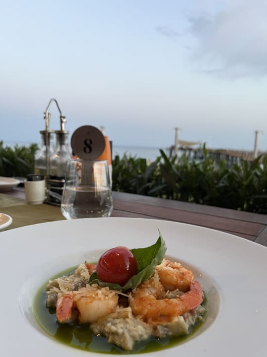 Gastro Xanadu Resort Hotel