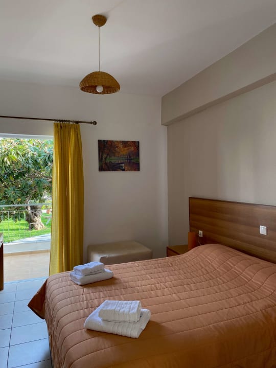 Zimmer Apartments Manolis