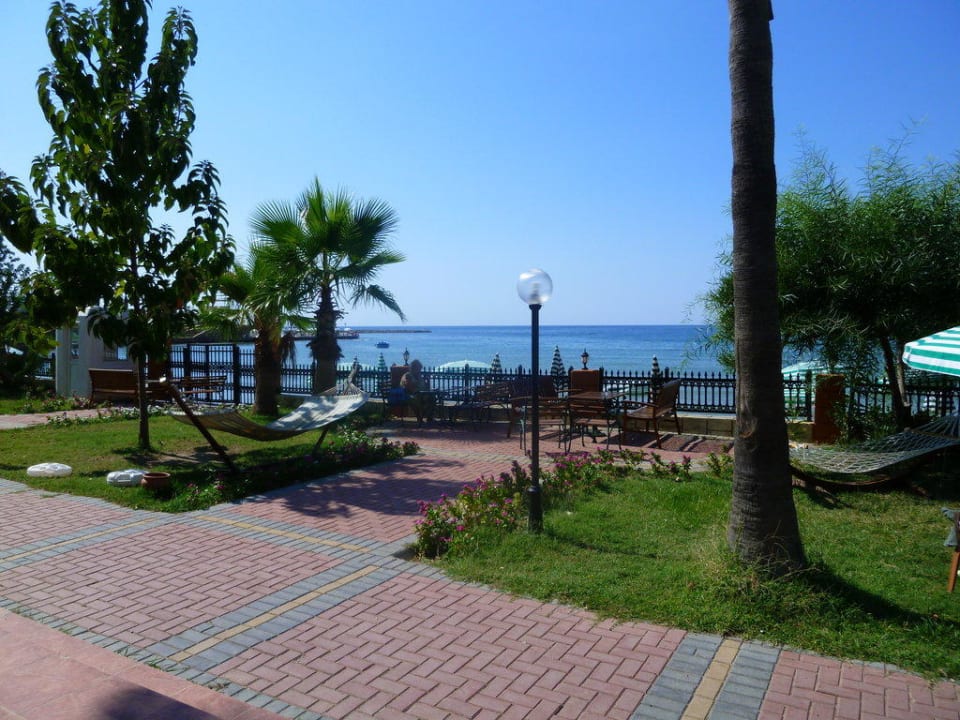 Gartenanlage Lonicera Resort & Spa Hotel