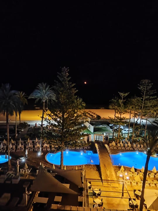 Außenansicht CM Playa del Moro