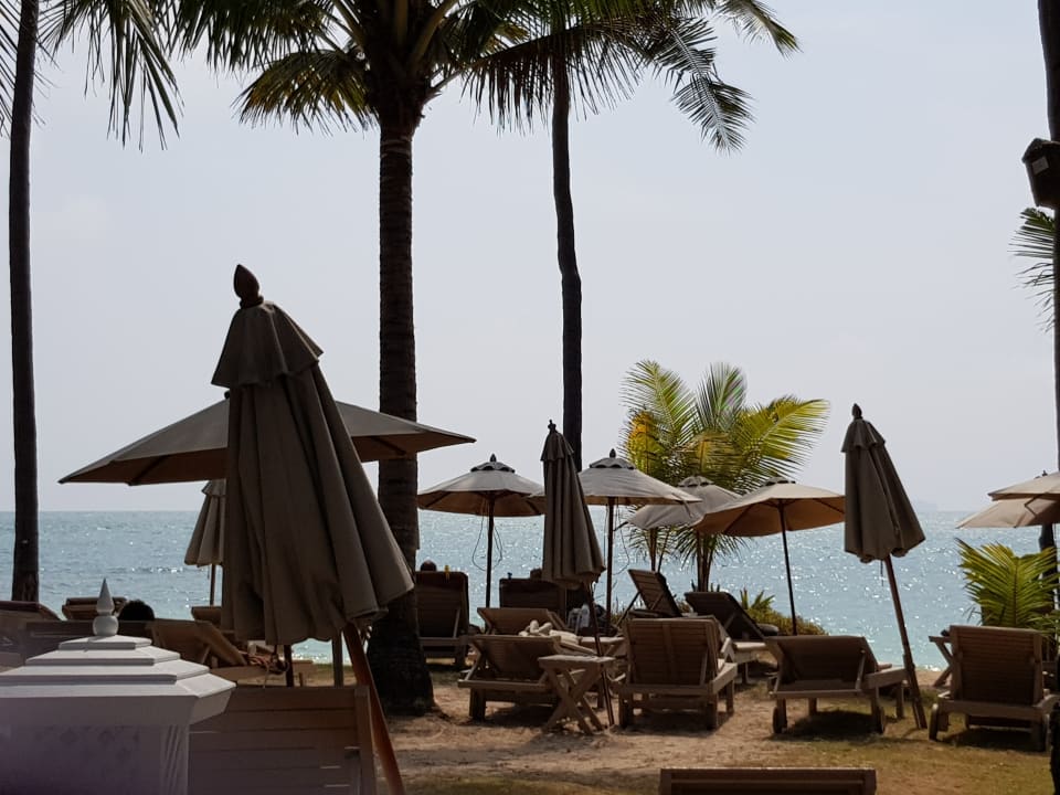 Strand Cape Panwa Hotel