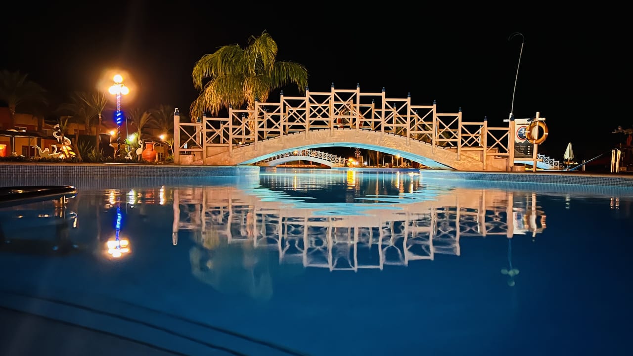 Pool Malikia Resort Abu Dabbab