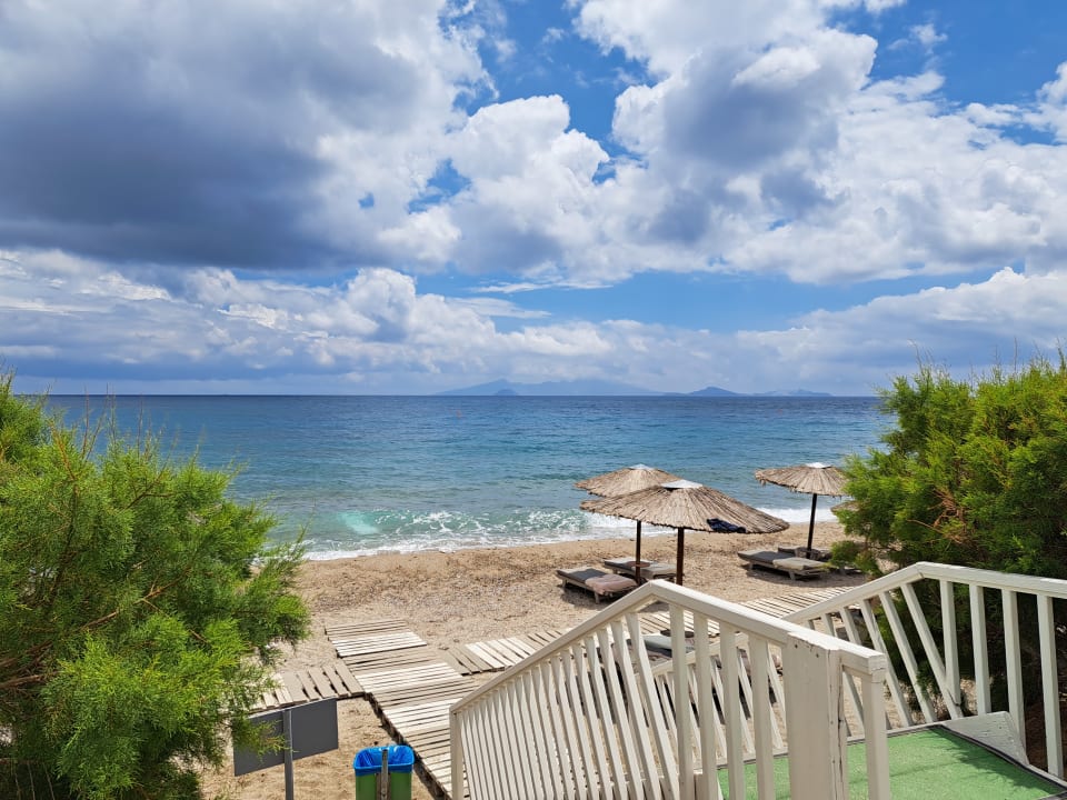 Strand Akti Palace Resort & Spa