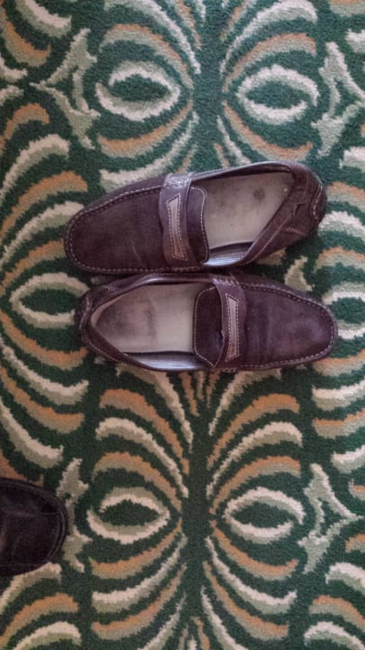 Alte vergessene Schuhe Alexander Hotel