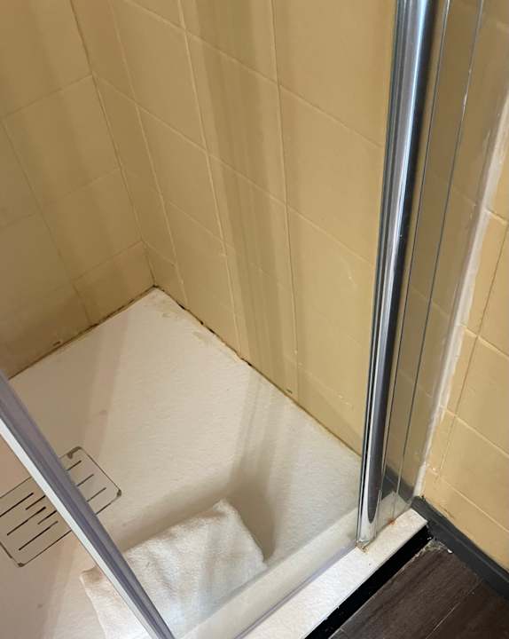 Zimmer Muraless Art Hotel - WorldHotels Crafted