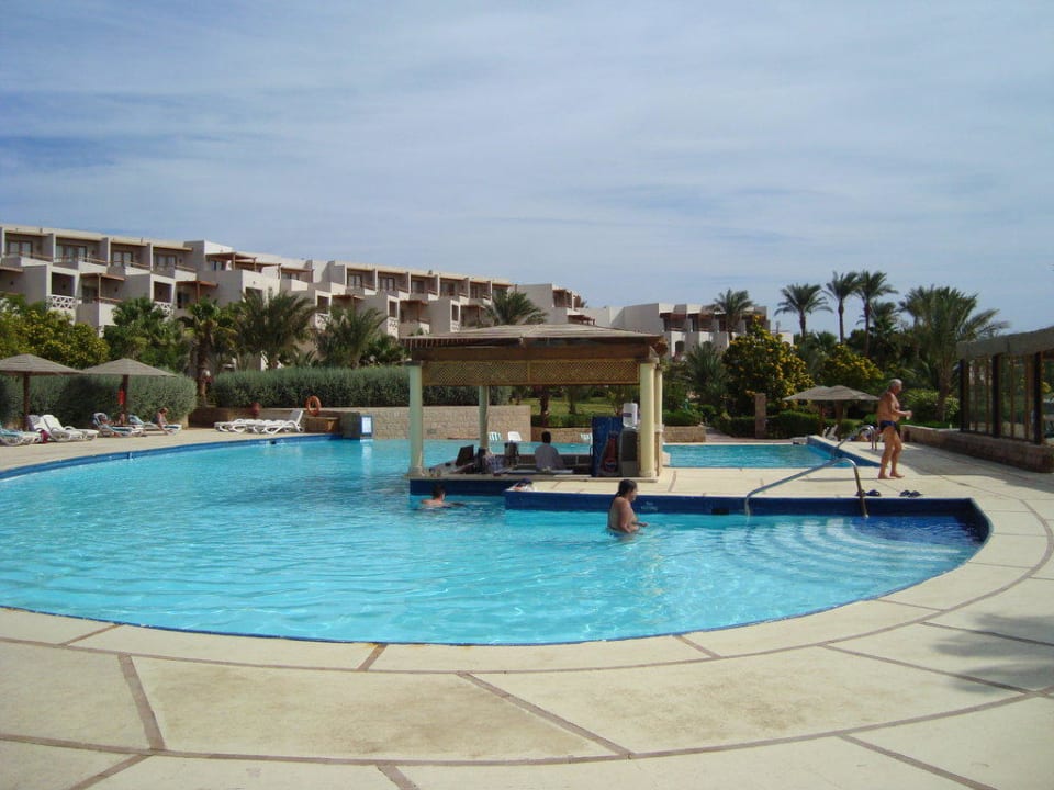 Warmer Pool Fort Arabesque Resort, Spa & Villas