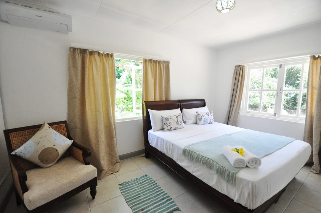 Zimmer Chalets Petit Baie