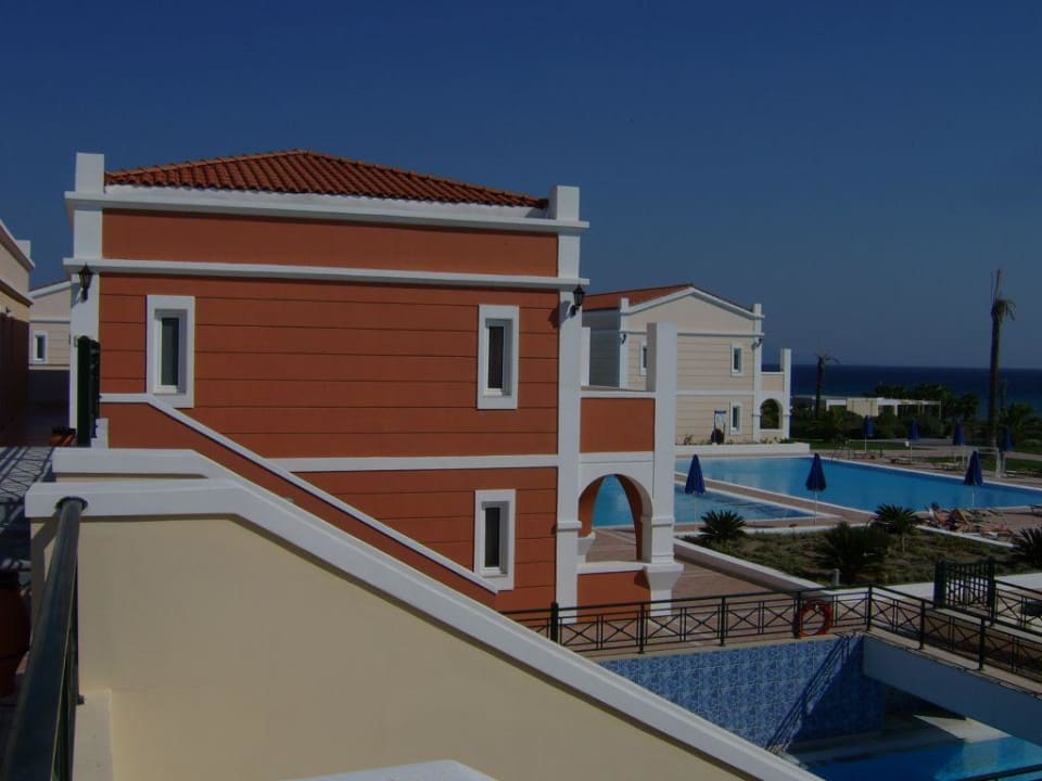 Pool mit Zimmeransicht Porto Bello Royal