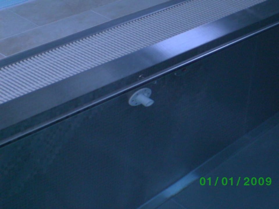 Pool / Wellnessbereich / Fitnessbereich Hotel Apollo