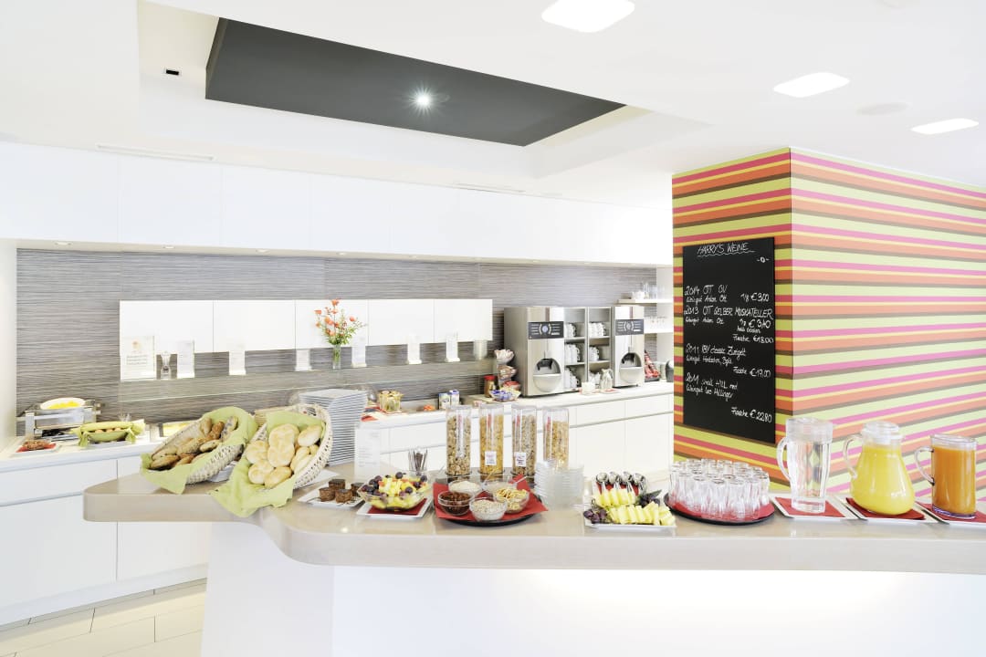 Frühstück Hotel Harry's Home Linz