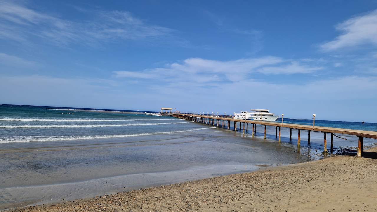 Strand Three Corners Equinox Beach Resort