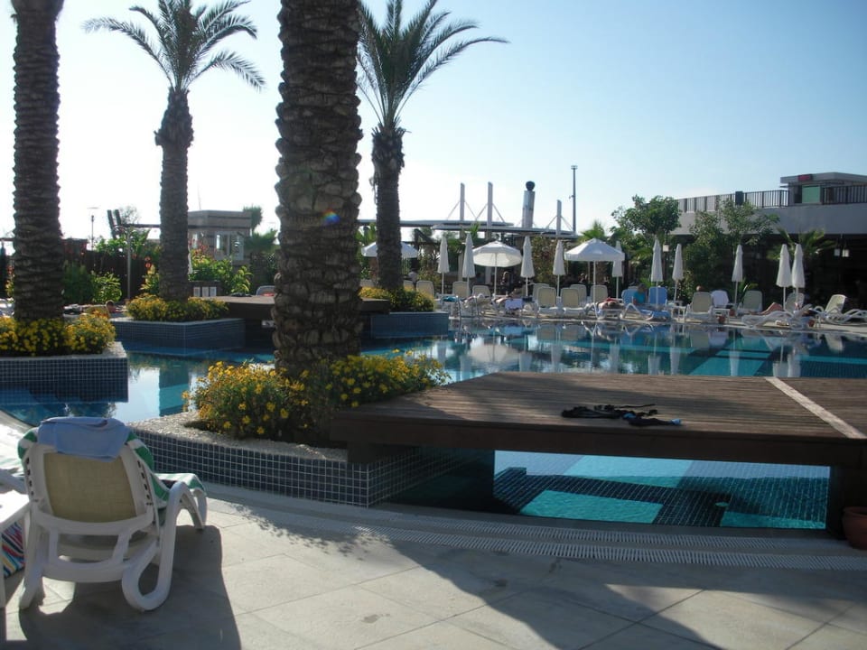 Blick zum Pool Sunis Evren Beach Resort Hotel & Spa