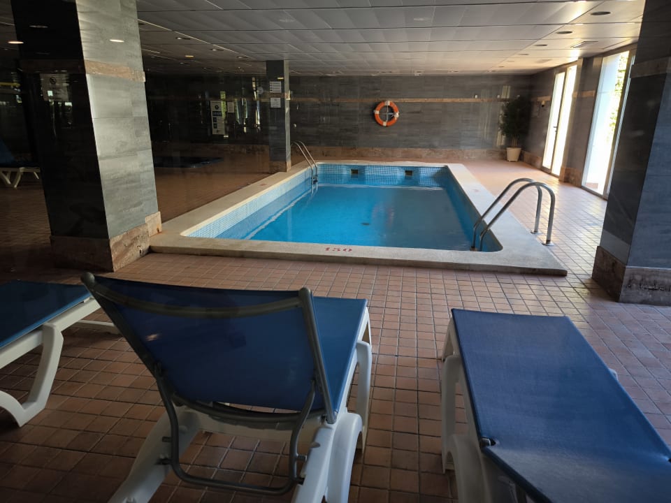 Pool Hotel Timor