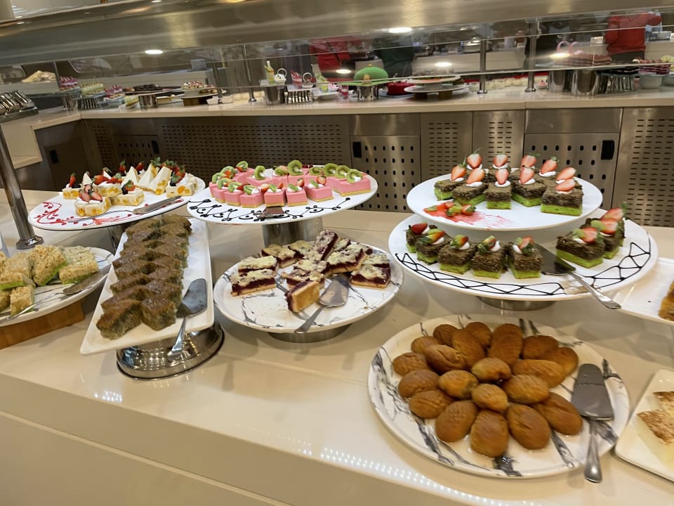 Gastro The Sense Deluxe Hotel
